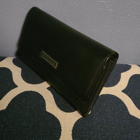 Wallet - Picture 2 of 4